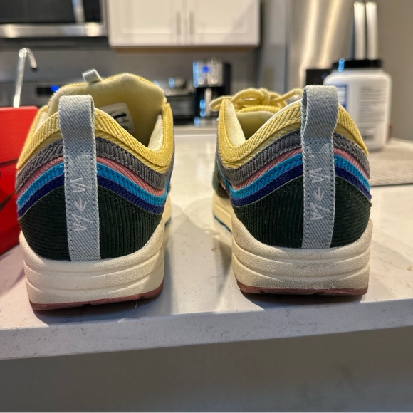AirMax 97 sean weather-spoon. Barley worn. - Picture 5 of 9